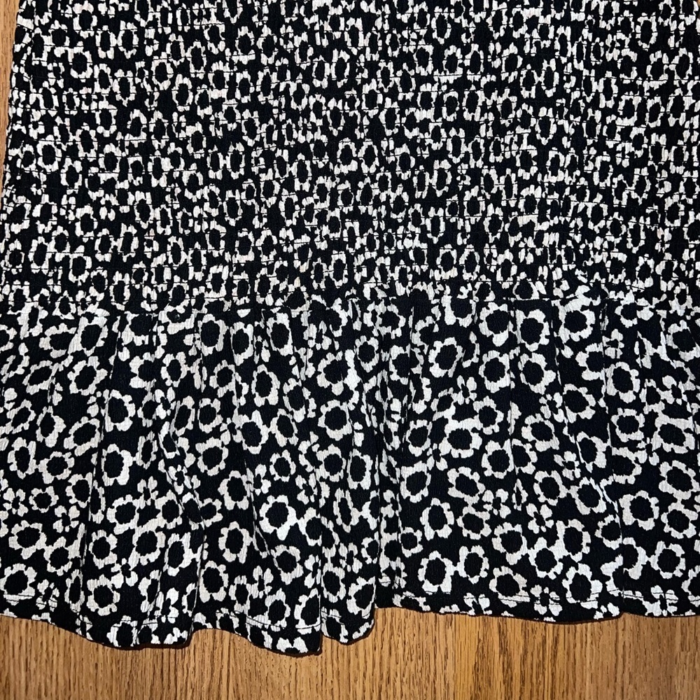 Dress - Picture 2 of 5